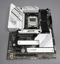 ASUS ROG Strix B650-A Gaming WiFi AM5 Motherboard ISSUE image 3