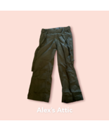 Gap womens khaki&#39;s size 6 pre-owned - $20.31 CAD
