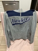 New York Yankees Pink Sweat Shirt Size S - £27.25 GBP