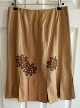 KAY UNGER New York Golden Tan Woven Cotton/Silk Pleated Skirt w/ Appliques (2) - £15.29 GBP