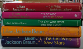 Lilian Jackson Braun Hardcover Cat Who Saw Stars Robbed Creek Bananas Closet X5 - £19.70 GBP