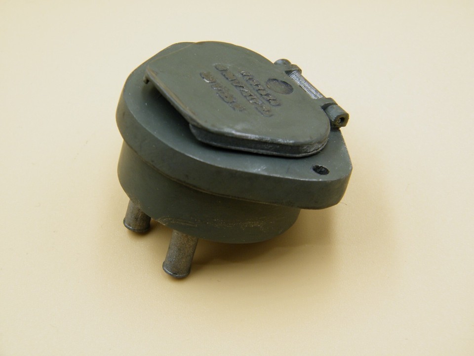 German WW2 Luftwaffe REVI 16A Power Outlet - Plastic Replica - $19.59