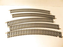 VINTAGE TYCO HO TRACK - 18&quot; RADIUS STEEL CURVES - FIVE SECTIONS- GOOD -HB14 - $35.31 MXN