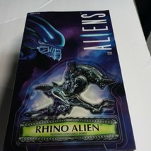 2021 Aliens Ultimate Rhino Alien Neca Kenner Tribute Version 2 Removable Dome - £50.98 GBP