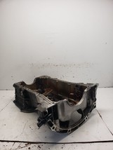Oil Pan 3.5L 6 Cylinder Upper Fits 11-17 QUEST 1357031 - $1,300.83 MXN