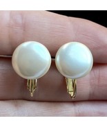 Classic White Coin Pearl Earrings Gold Tone Adjustable Lever Back Clip Ons - £23.56 GBP