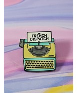 The French Dispatch Typewriter Enamel Lapel Pin/Pinback, 1.25&#39;&#39; - €6,85 EUR