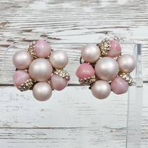 Vintage Clip On Earrings Shades of Pink Cluster Just Over 7/8&quot; - £9.66 GBP