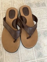 B.O.C. BOC Women&#39;s 7 Z10706 Flip Flop Thong Sandals Dark Brown Leather Sandals - $25.92