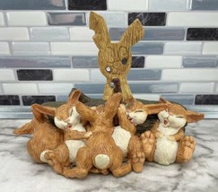 Vintage Enesco Parastone Bunny Rabbits Laughing Pile Hunted 1998 Easter Figurine - £14.18 GBP