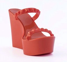 Carmen Sol Women Tonino Wedge Size 5 - $213.02 CAD