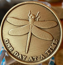 Bulk Roll of 25 Dragonfly One Day At A Time Medallion With Serenity Prayer - £36.18 GBP