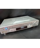 Sony SLV-N81 Reproductor Grabador De VHS Plata Probado Funciona - $71.46 CAD