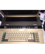 TA Royal Typewriter Beta 9000D-Rare Vintage-Fixer Upper/Parts Only-SHIPS... - $4,546.98 MXN