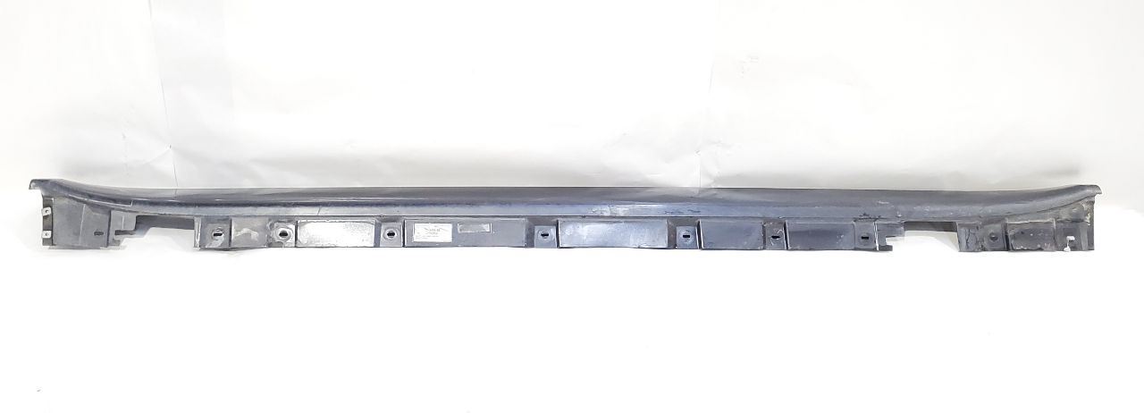 Right Rocker Panel Moulding A90 Dark Graphite Metallic OEM 2009 BMW 750Li - $47.20