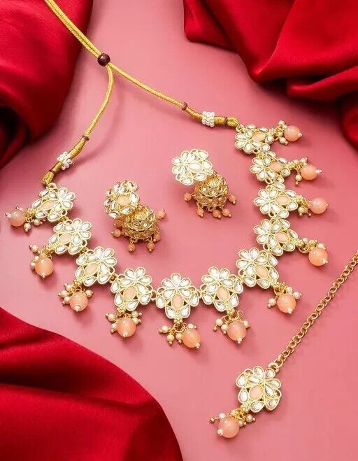 Alloy Gold-Plated Peach Stone-Studded Beaded Jewellery Set - $23.16