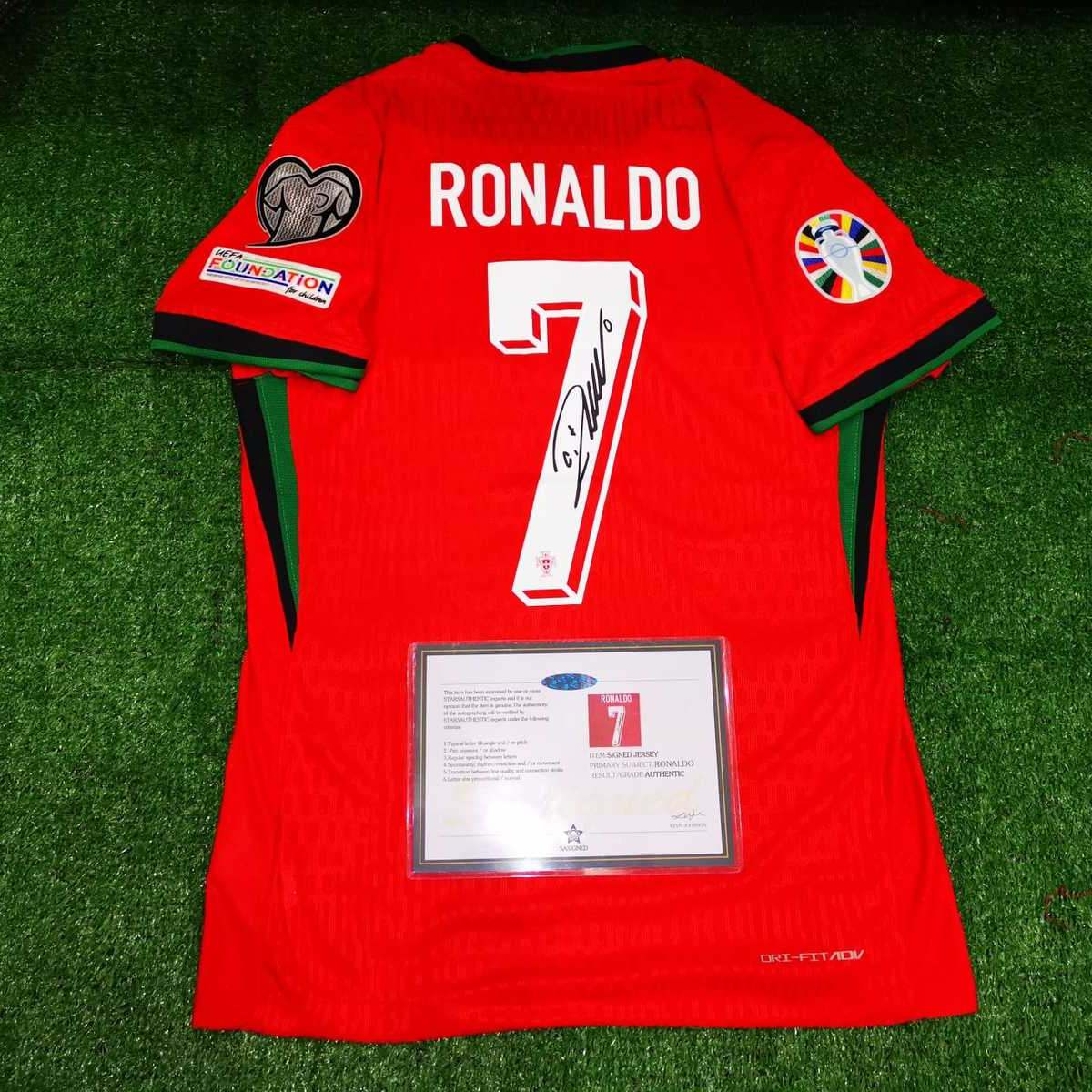 Ronaldo Portugal EURO 2024 SIGNED Shirt/Jersey + COA - Cristiano Ronaldo