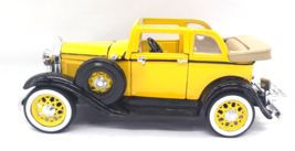 National Motor Museum Mint Golden Age of Ford 1932 V-8 Convertible Sedan - $13.99