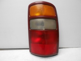 2000-2003 CHEVROLET TAHOE SUBURBAN PASSENGER RIGHT TAIL LIGHT OEM - $39.99