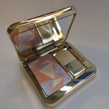 Cle De Peau The Luminizing Face Enhancer 201 TWILIGHT'S GLOW - Size 10 g... - $62.36