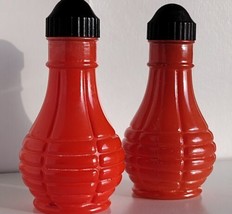 Vintage Anchor Hocking Tall 5&quot; Orange Salt &amp; Pepper Shakers - £11.85 GBP