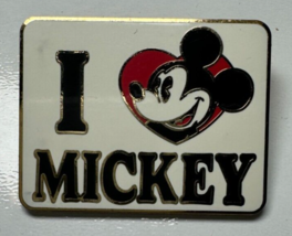 2008 DISNEY I Heart Mickey I Love Mickey Mouse Pin - $10.88