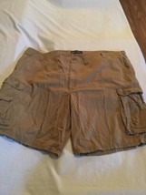 Size 50 Lee shorts cargo khaki flat front 10.5 inch inseam mens - $16.99