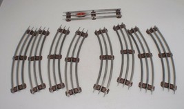 Lot Of 9 Pieces Of Lionel 3 Rail Track - 1 Uncoupling Track - £5.64 GBP