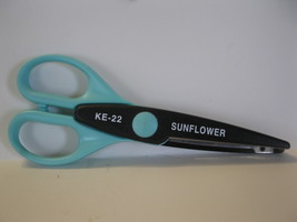 (BX-1) Kraft Edgers Crafting Scissors - KE-22 - Sunflower - £2.73 GBP