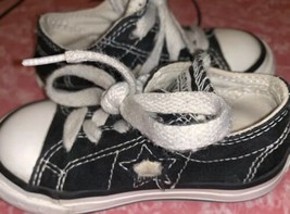 Converse One Star ~ Toddler Kids Black Star Low Top Chuck Taylor Unisex ~ 5 - $13.85