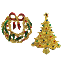 2 Gold Tone Christmas Brooch Pins Red Green Tree Wreath w Bow Holiday Jewelry - £7.85 GBP