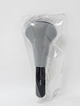 New MAC Bronzing Medium Fan Brush 143SES Synthetic Black Sealed - $17.77