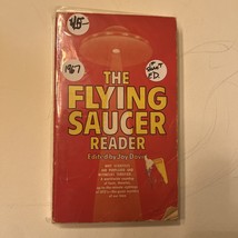 The Flying Saucer Reader 1967 Alien UFO&#39;s Paperback Books Area 51 abductions - £11.00 GBP