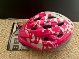 Bell Sports Rally Girls Bicycle Helmet Pink/White Butterflies Ages 5-8 - $333.56 MXN