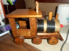 Old Folkart/Tramp Art ... Train Tin Can Real Folk Art ... Wooden Train / Fun Fun - £16.56 GBP