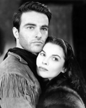 Red River Featuring Montgomery Clift, Joanne Dru 16x20 Poster - $19.99