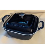 Staub Céramique Carré Couvert Cuisson Plat Bleu Foncé 9 X 9 IN Micro-Ond... - $1,854.19 MXN