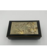 Vintage Japanese Lacquer Music Jewelry Box With Floral Design Red Velvet... - $565.39 MXN