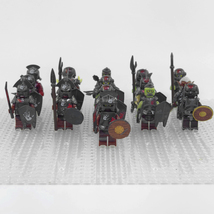 The Lord of the Rings Fighting Uruk-hai Army 16pcs Minifigures Building Toy - £20.92 GBP