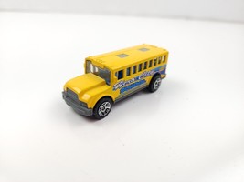 Matchbox 2004 Yellow School Bus MB614 Hero City School Diecast Car - £9.58 GBP