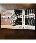 Steve Madden Woman’s Hat and Scarf Gift Set Lavender and Black and White... - €59,12 EUR Steve Madden Woman’s Hat and Scarf Gift Set Lavender and Black and White... - €59,12 EUR