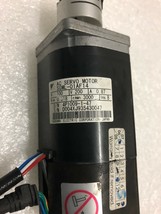 Yaskawa SGML-01AF14 Ac servo motor SGML01AF14 - $3,361.83 MXN