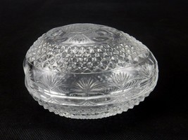 Avon Glass Egg Trinket Box, Mother&#39;s Day1977, 4&quot; x 3&quot; Glass Egg Vintage - $9.75