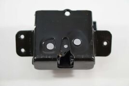 ✅2007 - 2017 Chevrolet GMC Tailgate Liftgate Latch Lock Actuator 1358487... - $82.12