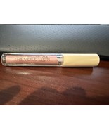NEW Revolution Metallic Lip Gloss Nudes Collection Bustier Soft Rosy Nude - $138.97 MXN