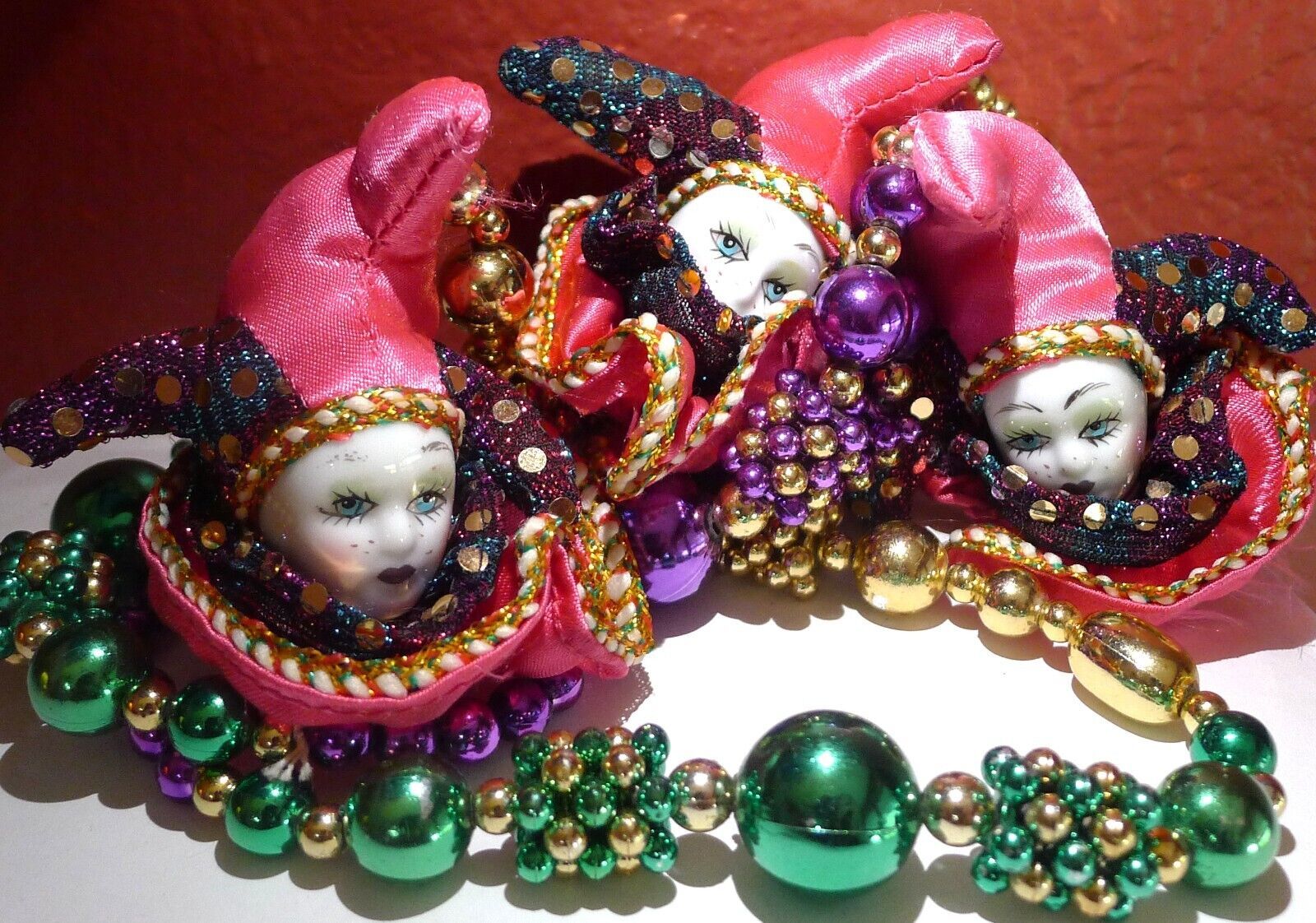 Purple Mardi Gras Pirate Beads Necklace