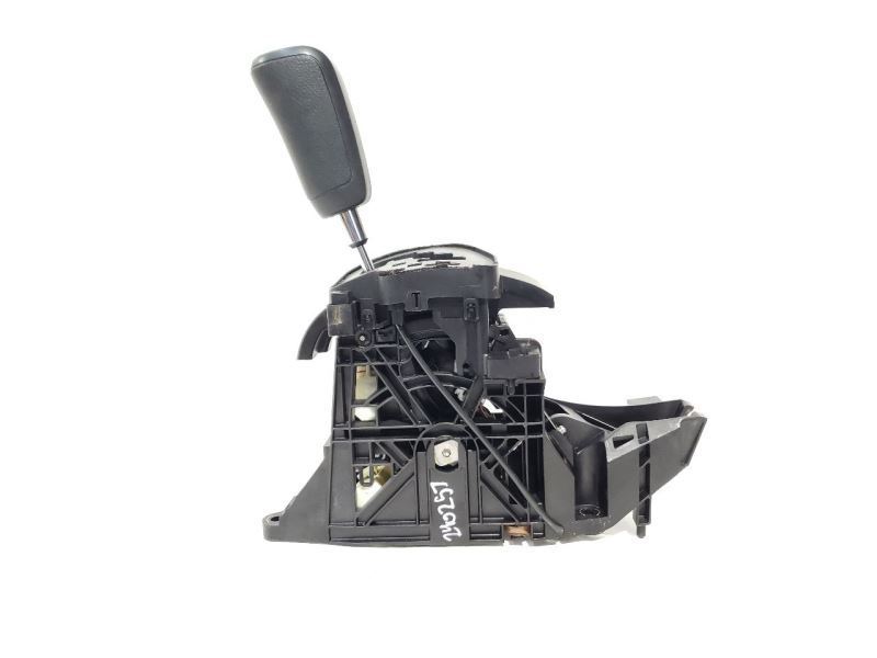 2008 Toyota Sequoia OEM Transmission Shifter Black Item image 3