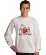 Ryan Irish coat of arms Sweatshirt in White - $540.52 MXN