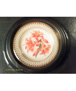 (P3) 11/2&quot; MINI PLATE &quot;BELLADONNA LILY&quot; &#39;82 - £7.64 GBP