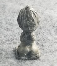 VTG Praying Little Girl 1975 Hallmark Little Gallery Miniature Pewter Figurine - £9.70 GBP